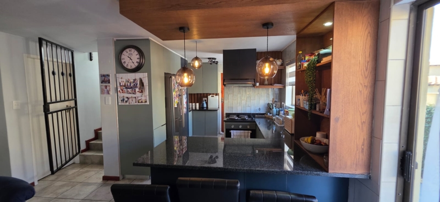 3 Bedroom Property for Sale in Melodie North West